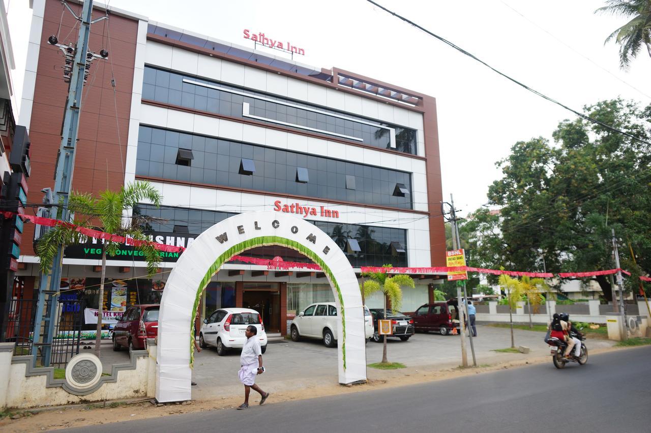 Sathya Inn Guruvāyūr Kültér fotó